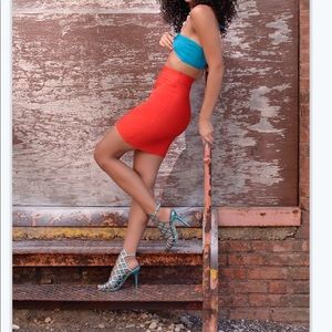 Bandage skirt with top and necklace